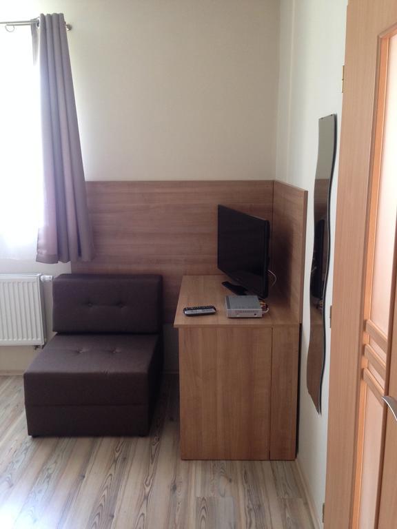 Guest House Fleurs Liptovsky Mikulas Exterior foto