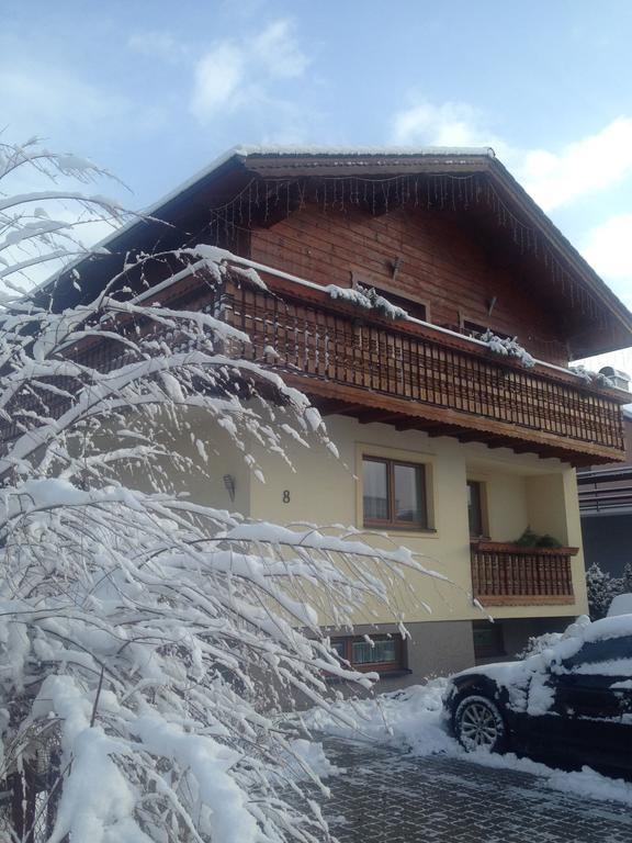 Guest House Fleurs Liptovsky Mikulas Exterior foto